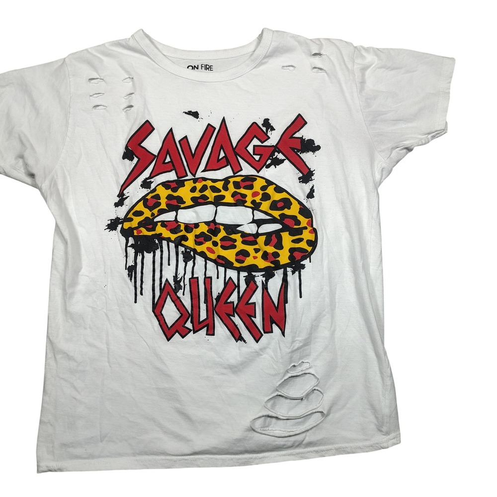 On Fire Savage Queen T-Shirt Womens 2X White Distressed Leopard Lips Cotton